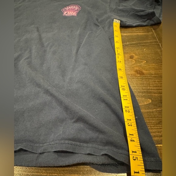 Toronto Fire Fighters T-Shirt - Picture 5 of 6